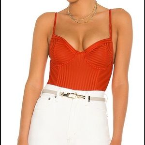 NWOT All Saints Yuni Rib Bodysuit in color brick!